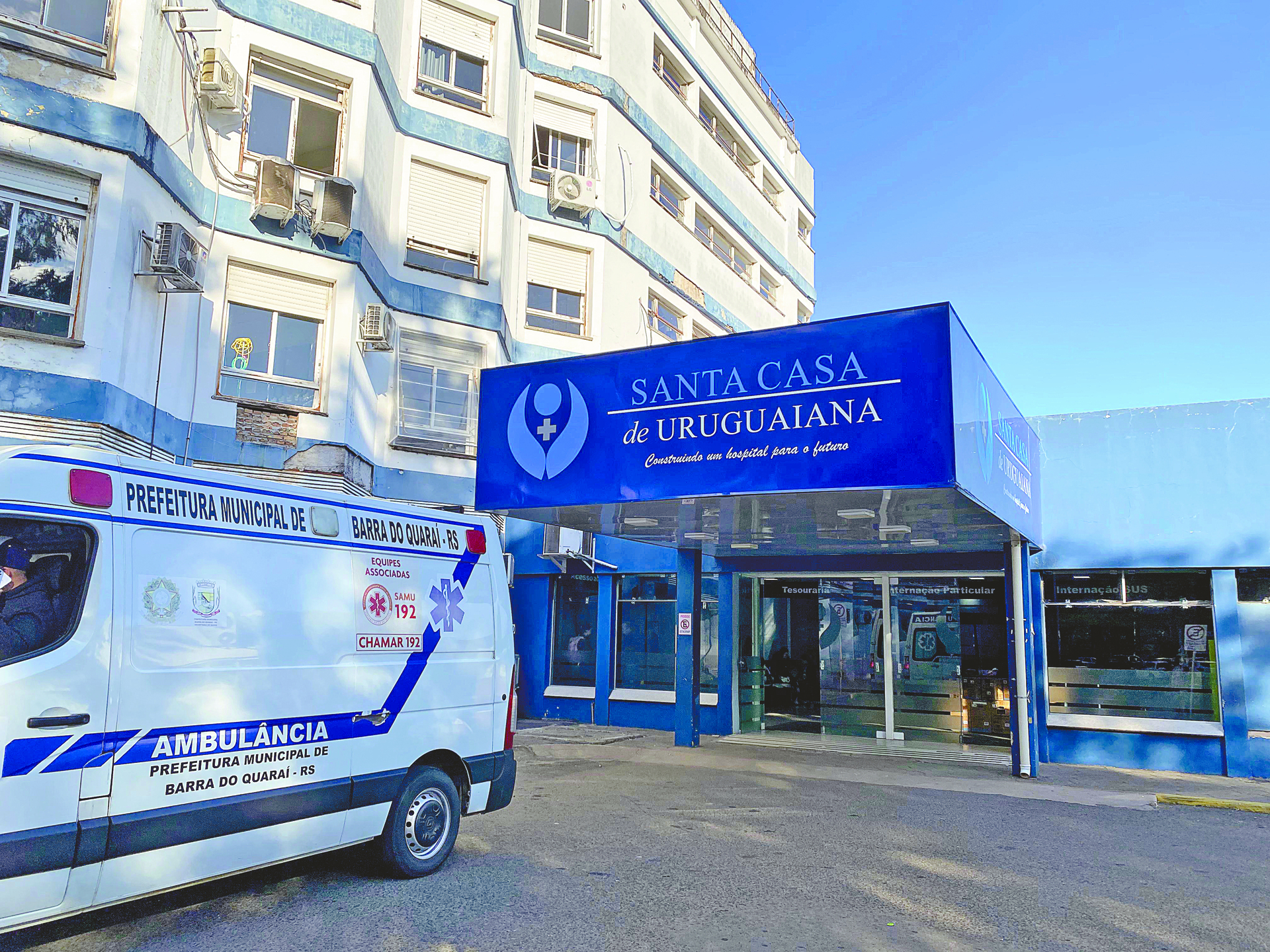 Para Manoela, repasses milionários para oncologia contrastam com atrasos salariais e falta de medicamentos.