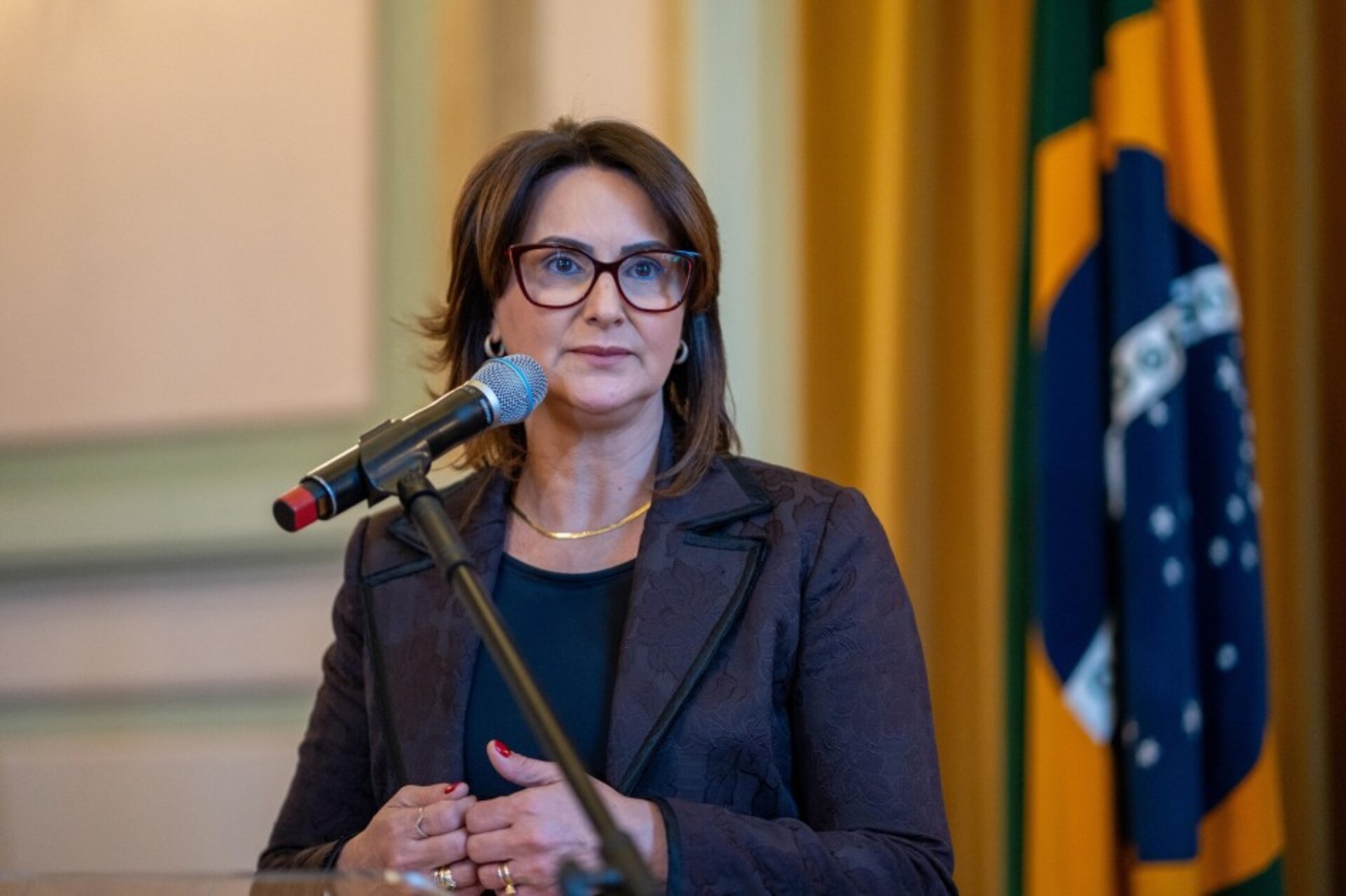 “A causa da mulher é uma causa social”, destacou a Secretária.