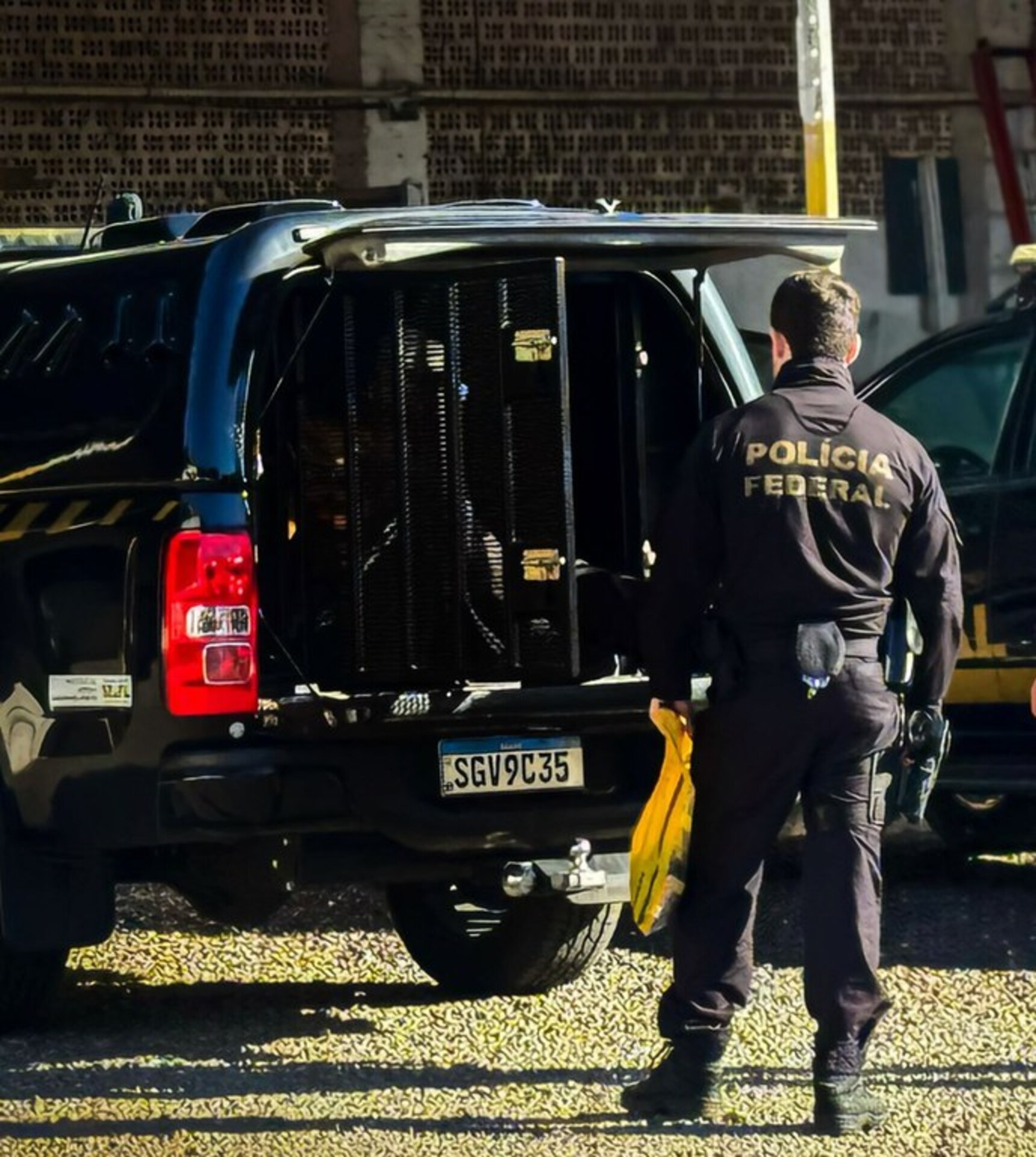 Suspeito foi condenado a 27 anos de prisão por crime sexual contra menor de idade.