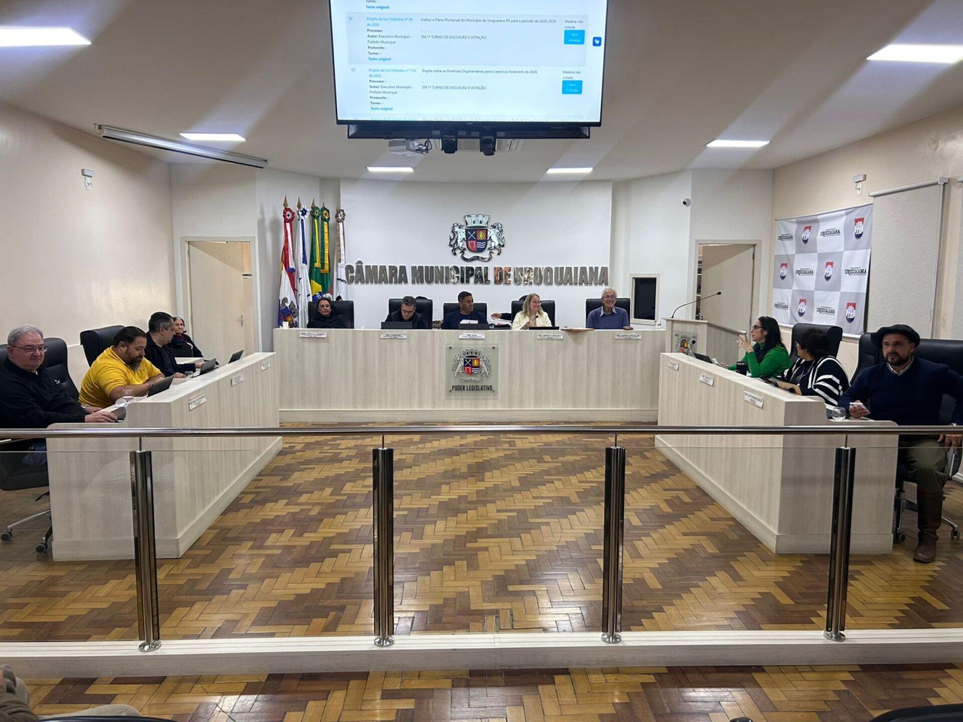 Projeto que trancava a pauta de votações a partir desta terça-feira, foi incluído na sessão e aprovado