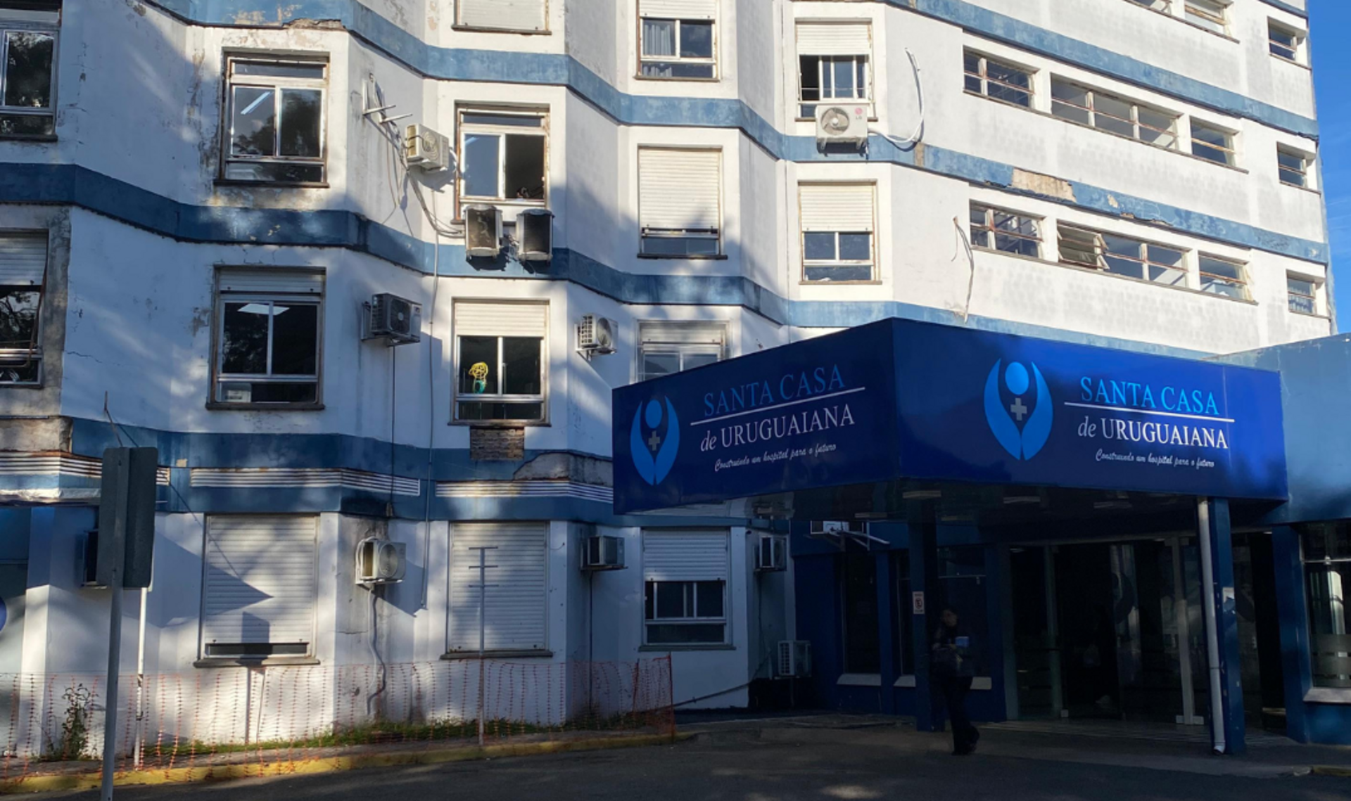 O objetivo é assegurar a regularidade no pagamento da nova equipe médica