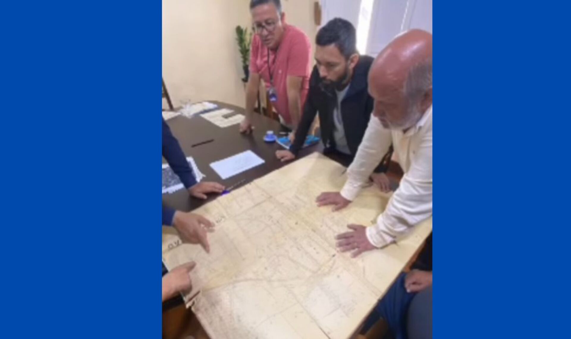 Vice-prefeito e secretários municipais debaeram o tema em reunião de trabalho.