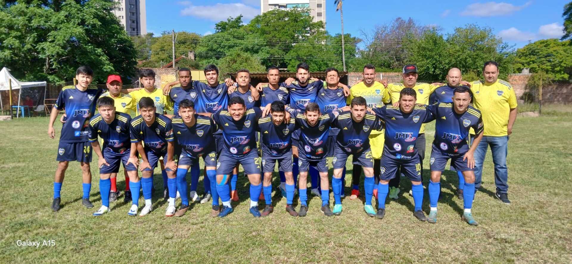 Mesmo com chuva e gramado pesado, a quinta rodada da LAU manteve o espírito competitivo no Estádio Felisberto Fagundes Filho.