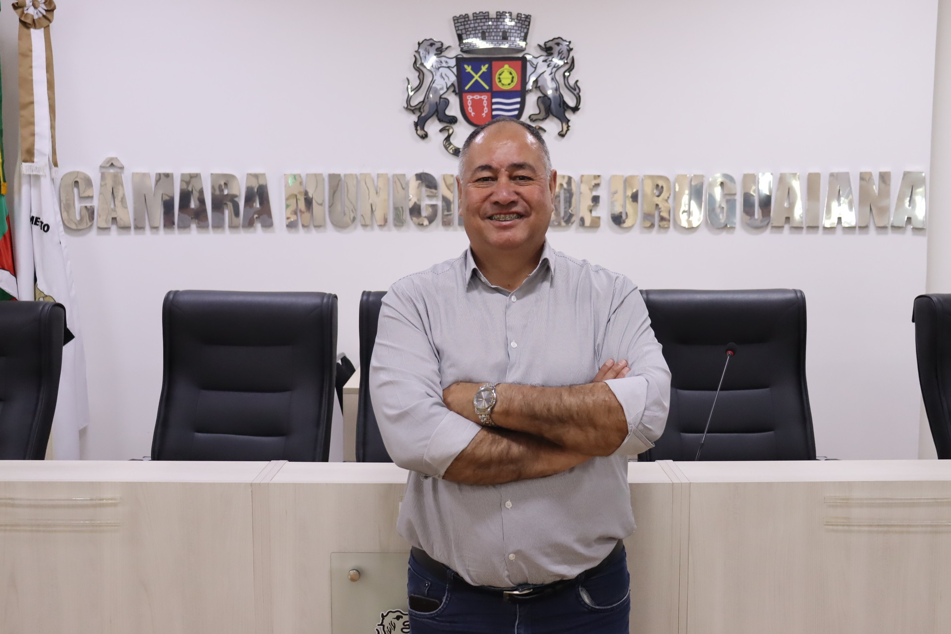 Com o retorno de Clemente Corrêa, o médico Paulo Kleinubing, que ocupava interinamente a vaga pelo Podemos, deixa o cargo
