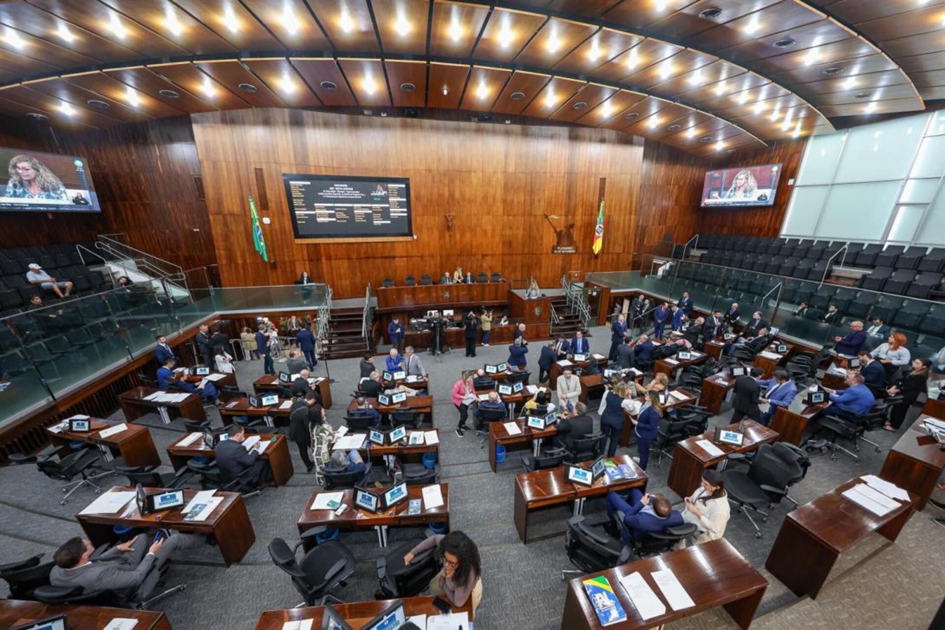 O programa tem como foco a inclusão socioprodutiva e o fortalecimento da autonomia das famílias