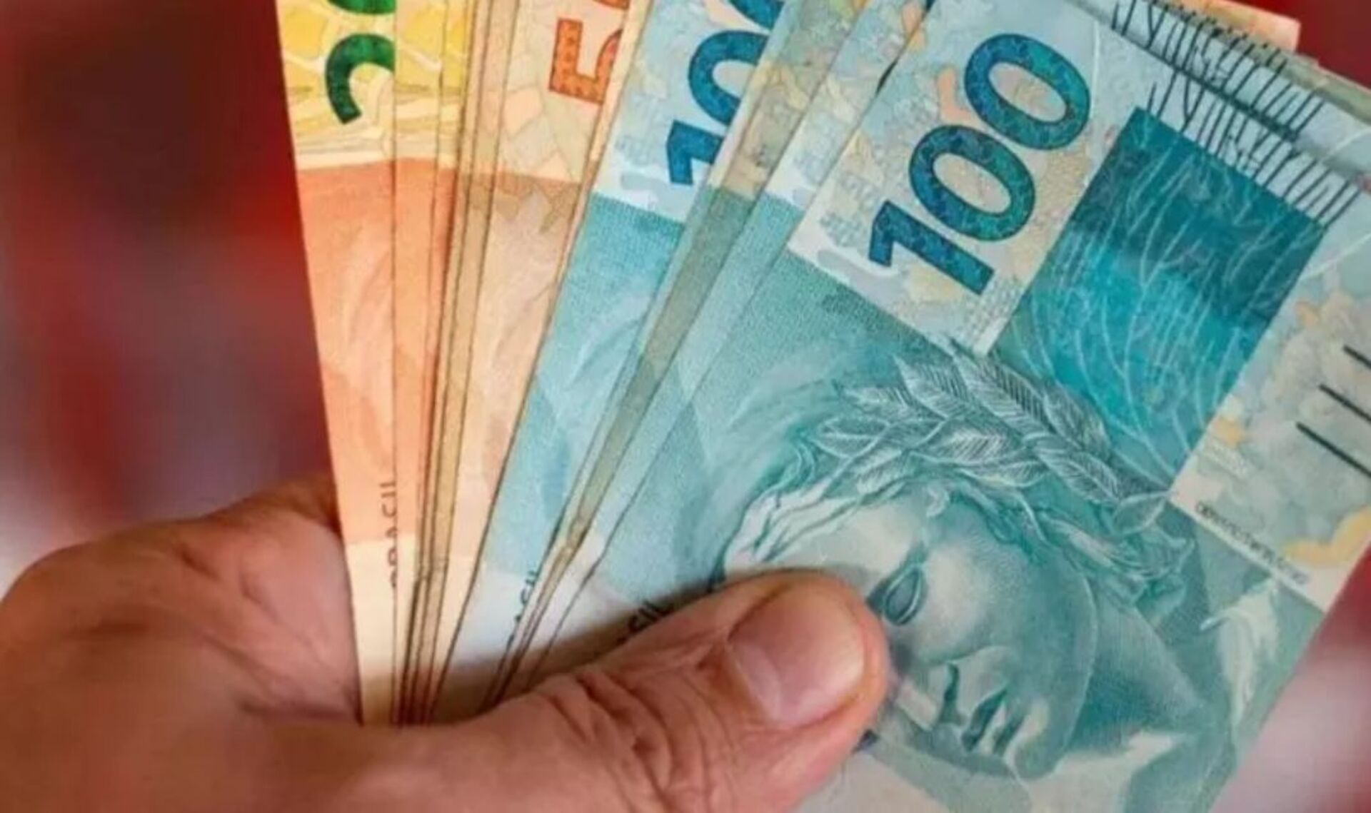 Antecipação ocorre porque a data-limite prevista em lei cai no domingo