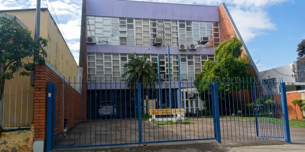 Estado nomeia novos professores e reforça quadro da 10ª CRE