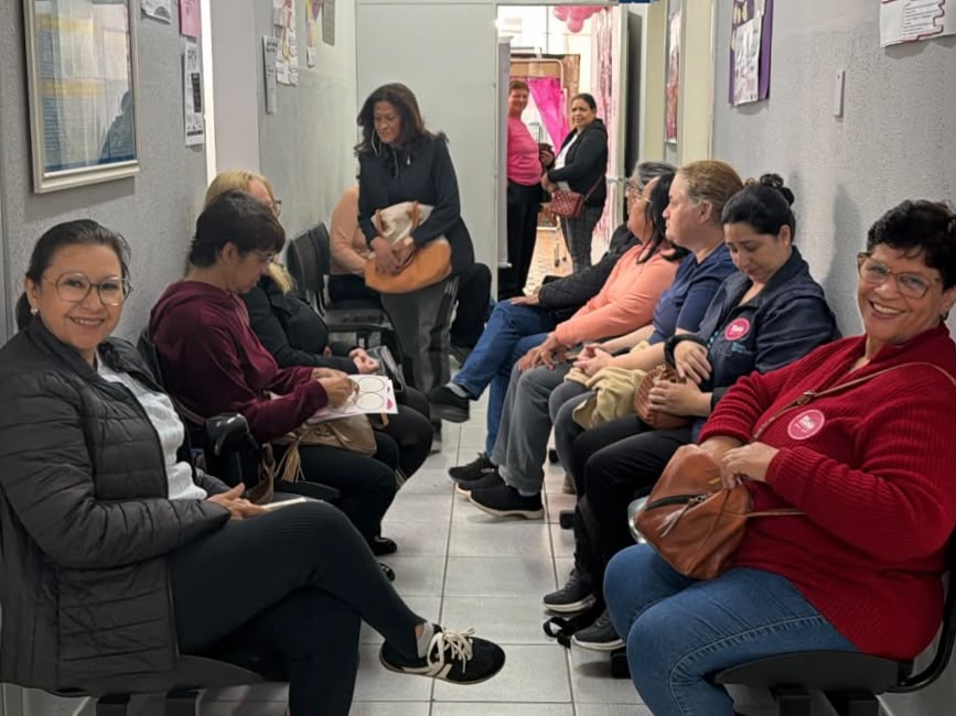 Dia Rosa leva prevenção e cuidado à comunidade